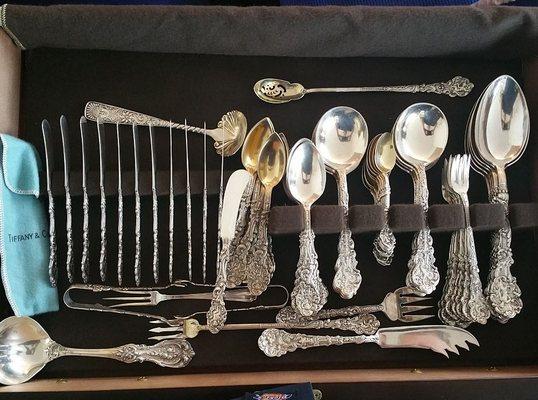 Foss Appraisal Service offers expert Sterling silver specialists to value your flatware for insurance, sale or donation.