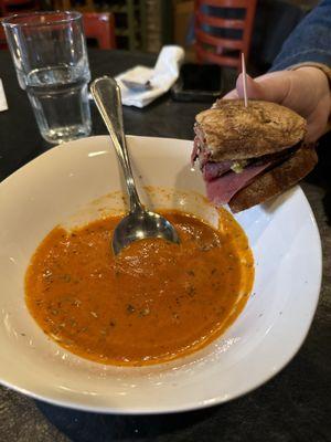 Red pepper Gus's soup and pastrami sandwich.