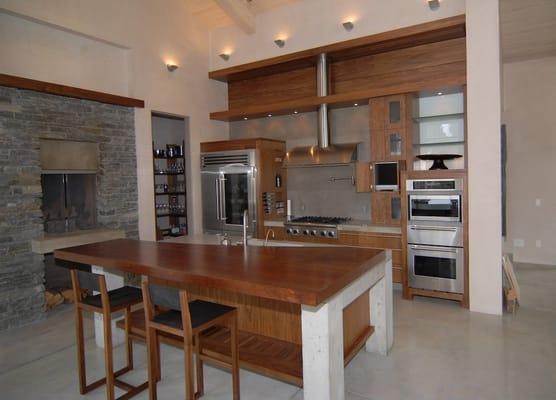 Modern Style Kitchen Cabinets by Eurocraft Designs