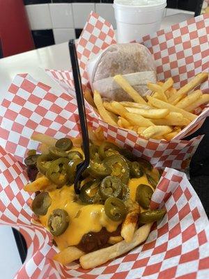 Chili cheese fries with fresh jalapeños