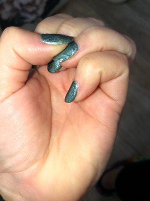 Nail polish literally came off on my thumb a few hours later. And didn't fill my nails completely either from the sides