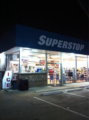 L & T Superstop Valero