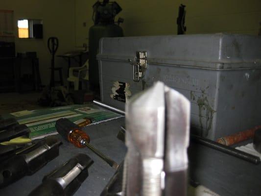 sharpened pipe cutting drill