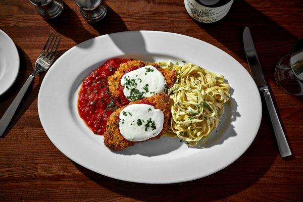 CHICKEN MILANESE POMODORO