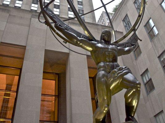 45 Rockefeller Plaza front entrance