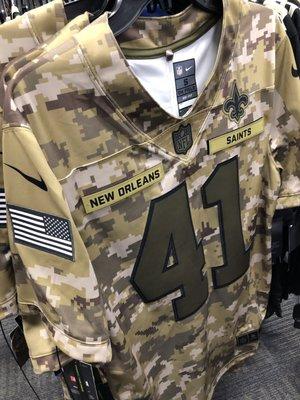 11/24/18. Saturday night. Just left Malone Stadium after Warhawk football loss to the UL-Lafayette Ragin' Cajuns. Saints Alvin Kamara jersey