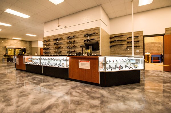 Pacific Indoor Tactical is a brand new, state of the art, indoor gun range and store. This facility is a bright and welcoming environment.