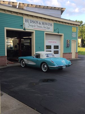 Classic cars at Hudson and Mowins