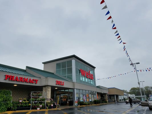 Weis Markets