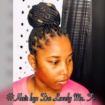 Medium knotless box braids