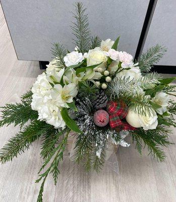 Custom Floral Design: Snowball