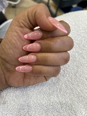 Fun pink flirty nails