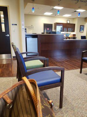 Waiting area super clean. Nice staff. Billie Jo, you rock!