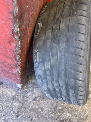 Honda Accord 2019 back tire.