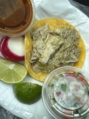 Carnitas en salsa verde