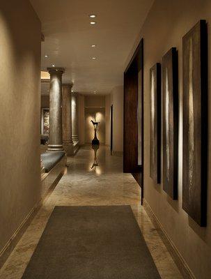 Paradise Valley: Hallway