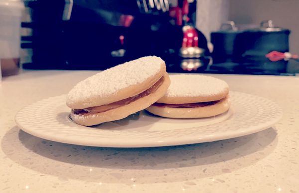 Alfajores | A soft vanilla base cookie with a caramel filling. An amazing treat for any type of day #Giospastry