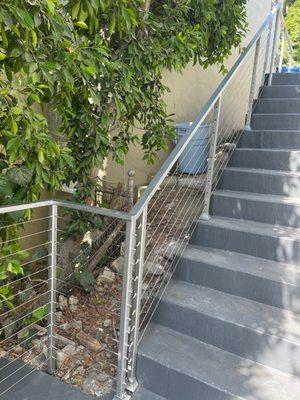 STAIRS WIRE HAND RAIL