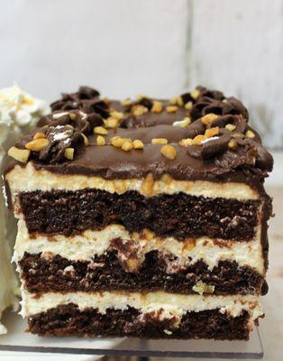 Snickers cake