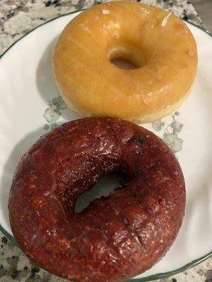 Red velvet and glazed donuts