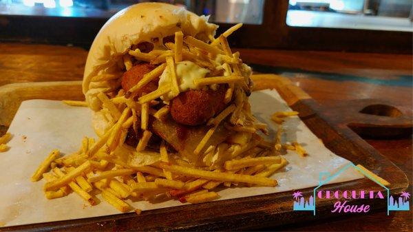 Croqueta House Burger!!