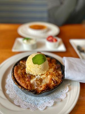 Dessert Special of the Day, Cinnamon Apple and Raisin Cobbler