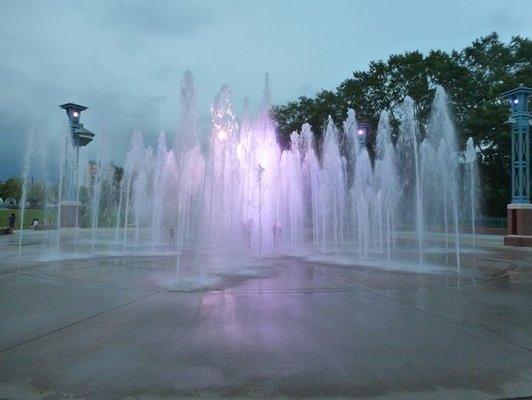 Night at the Fountain