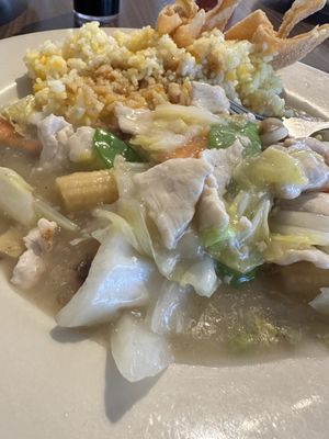 Chicken Moo goo gai pan with fried rice and cheese Rangoon