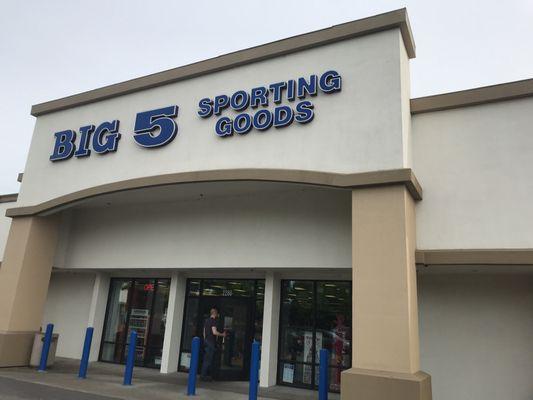 Big 5 Sporting Goods