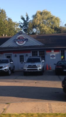 Old Time Garage -- 1584 Great Plain Avenue / Route 135, Needham             Storefront