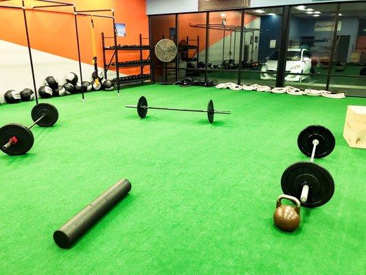 Ready to lift! Great facility for functional training and weightlifting.