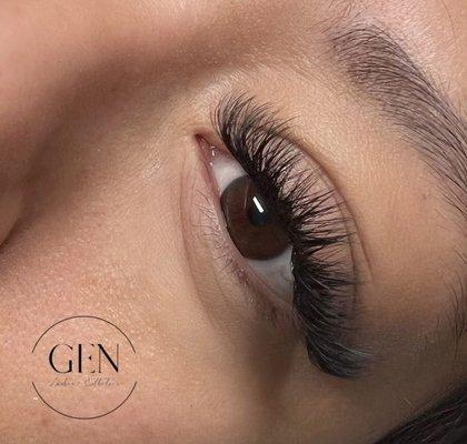 Lash Extensions by Danitza