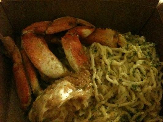 Honey Garlic Crab with Garlic Noodles!