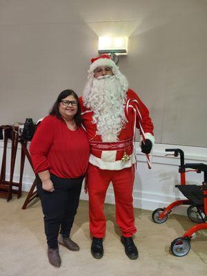 2023 Muscogee Creek Nation Christmas Party picture with Santa