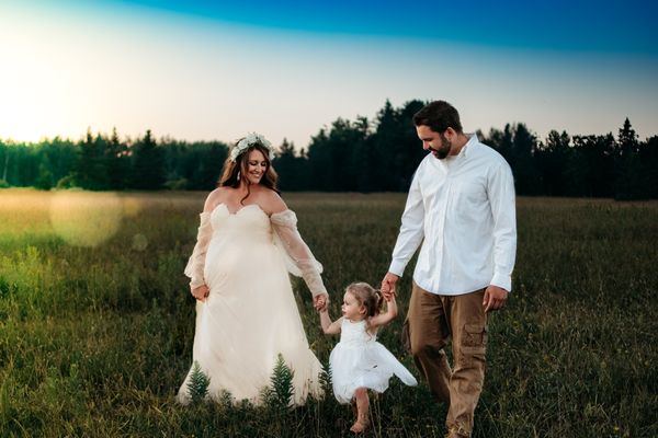 Family, lifestyle, Maternity portraits.