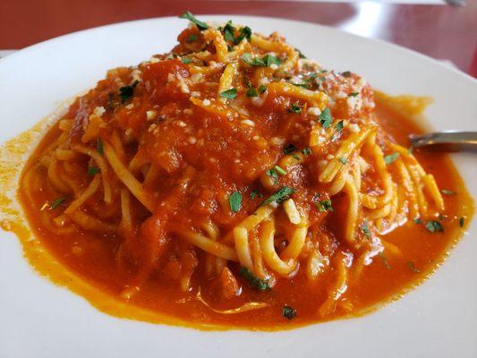 Fresh Tagliarini Primavera