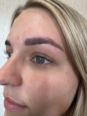 EYEBROW TINT