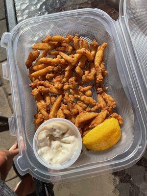 good clam strips & tarter