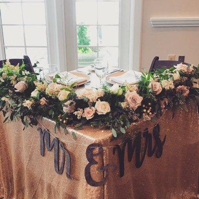 Sweetheart table