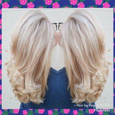 A beautiful full foil to achieve this lovely dimensional blond!