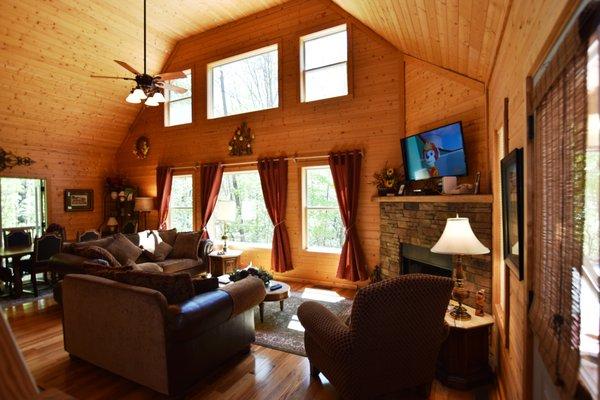 Laurel Mountain Lodge Interior