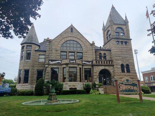 A beautiful 3 story Museum formerly a library in Beaver Dam.  This museum is packed with history!