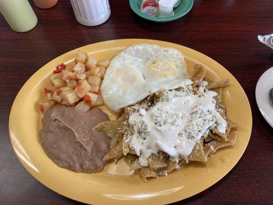 Chilaquiles with eggs