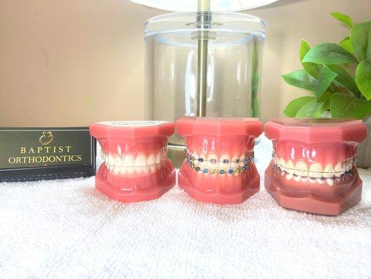 Did you know that there are multiple treatment options to straighten your teeth? Lets discuss your options at your complimentary consult!