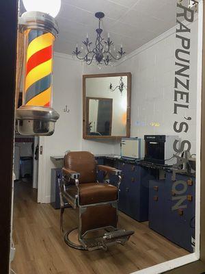 Sandy K's Barbering is now inside Rapunzel's!