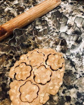 Peanut Butter, Oatmeal, & Banana Dog Treats