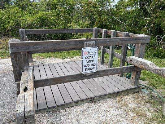 Boat washing station