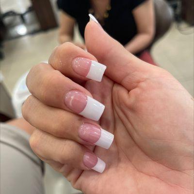 Beautiful French tip by Vivian!