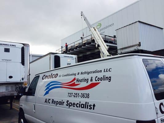 We specialize in servicing the industrial AC system and industrial refrigeration