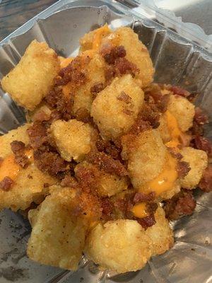 Cheesy bacon tater tots